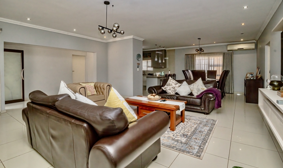 4 Bedroom Property for Sale in The Meadows Gauteng
