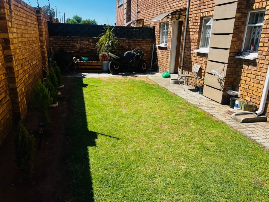 3 Bedroom Property for Sale in Dalpark Gauteng