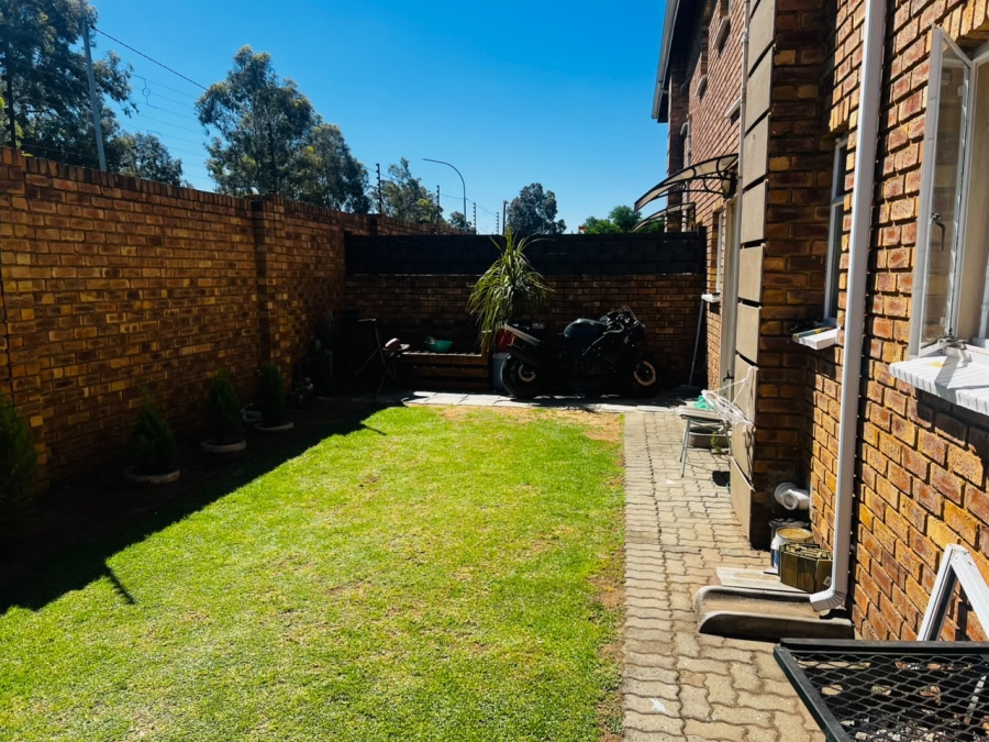 3 Bedroom Property for Sale in Dalpark Gauteng