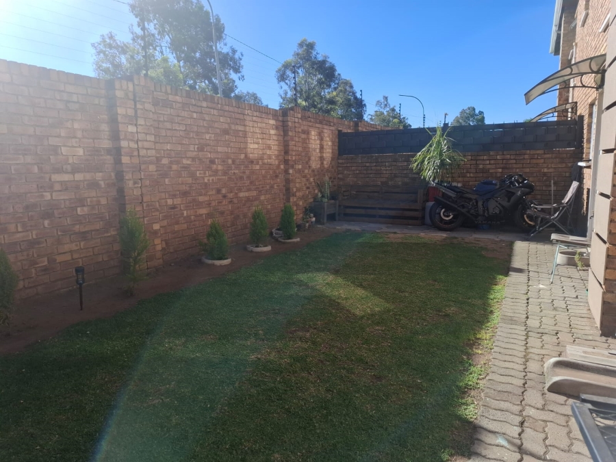 3 Bedroom Property for Sale in Dalpark Gauteng