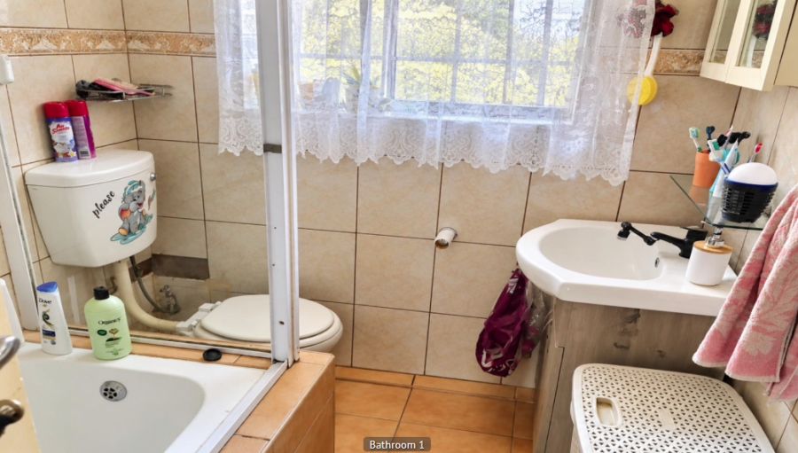 2 Bedroom Property for Sale in Benoni Central Gauteng