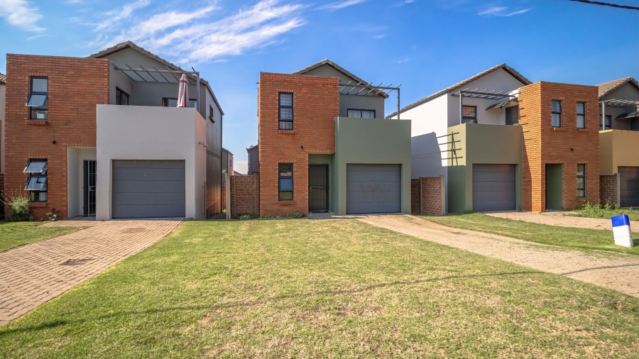 3 Bedroom Property for Sale in South Hills Gauteng