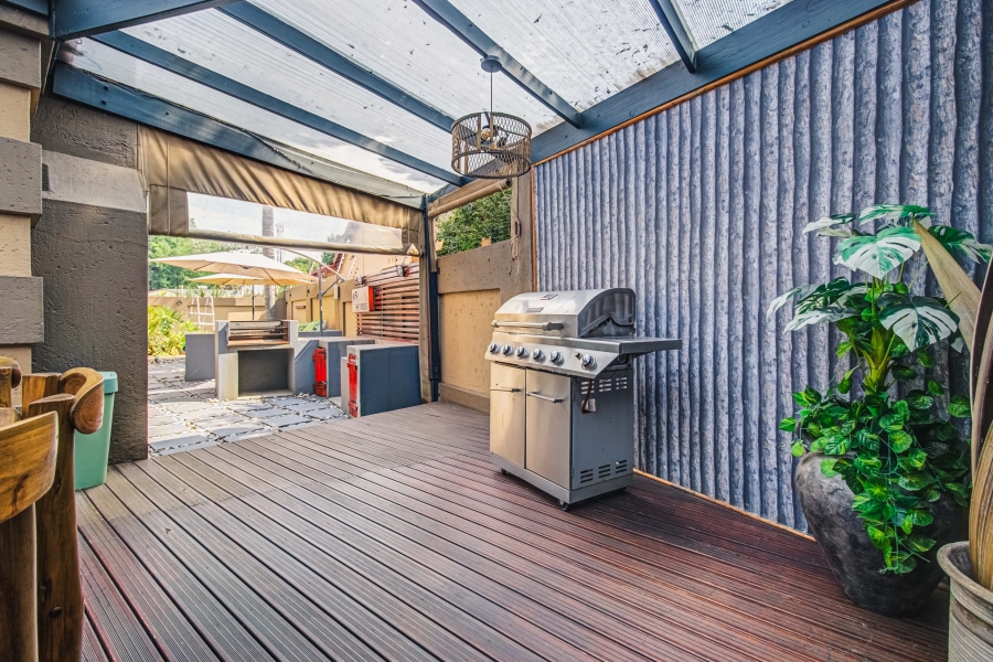 4 Bedroom Property for Sale in Bonaero Park Gauteng