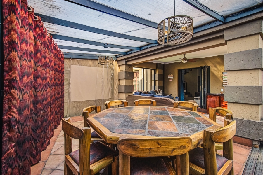 4 Bedroom Property for Sale in Bonaero Park Gauteng