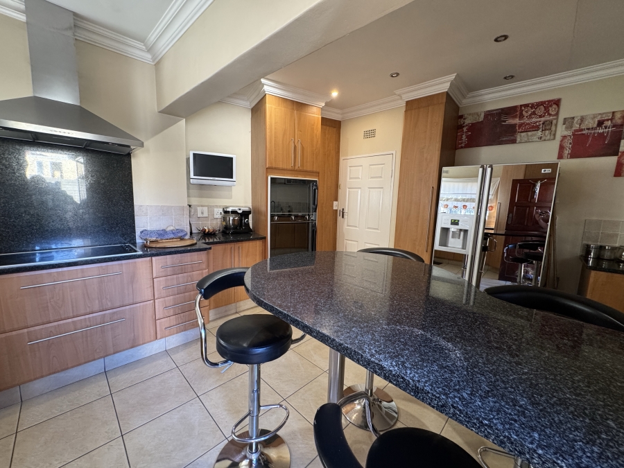 3 Bedroom Property for Sale in Esther Park Gauteng