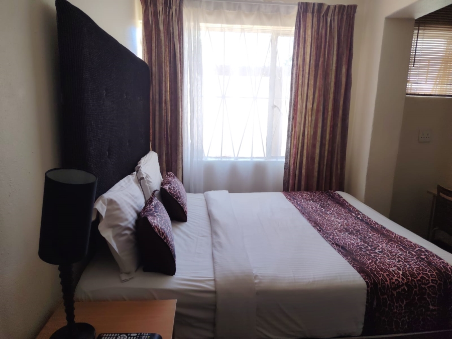 0 Bedroom Property for Sale in Lakefield Gauteng