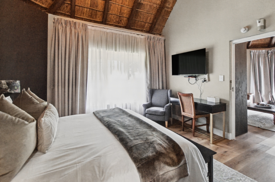 15 Bedroom Property for Sale in Crowthorne AH Gauteng