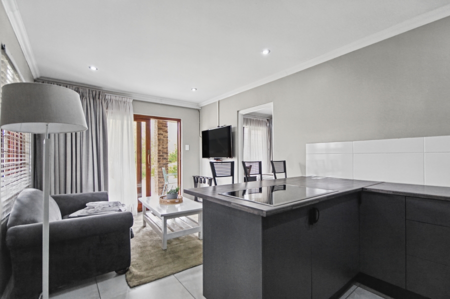 15 Bedroom Property for Sale in Crowthorne AH Gauteng