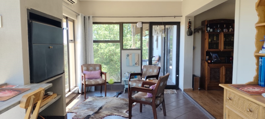 5 Bedroom Property for Sale in Elandsfontein Gauteng