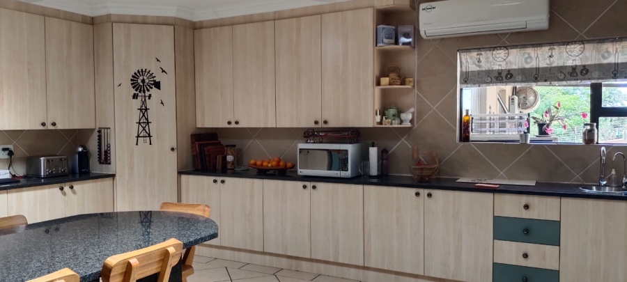 5 Bedroom Property for Sale in Elandsfontein Gauteng
