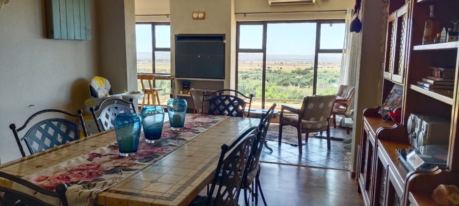 5 Bedroom Property for Sale in Elandsfontein Gauteng