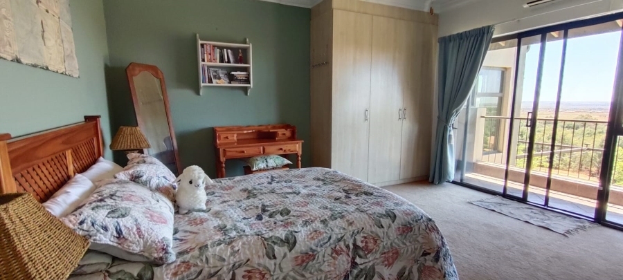 5 Bedroom Property for Sale in Elandsfontein Gauteng