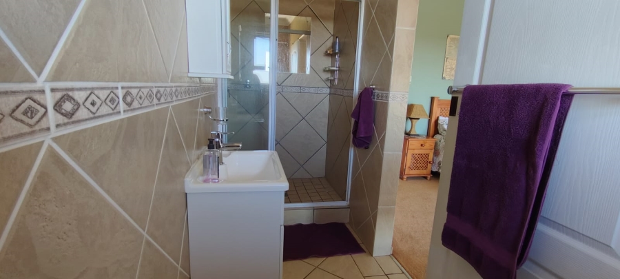 5 Bedroom Property for Sale in Elandsfontein Gauteng