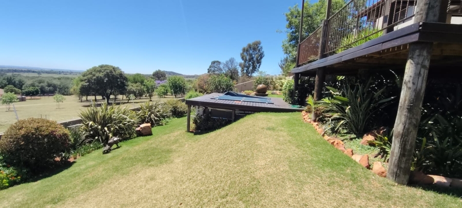 5 Bedroom Property for Sale in Elandsfontein Gauteng