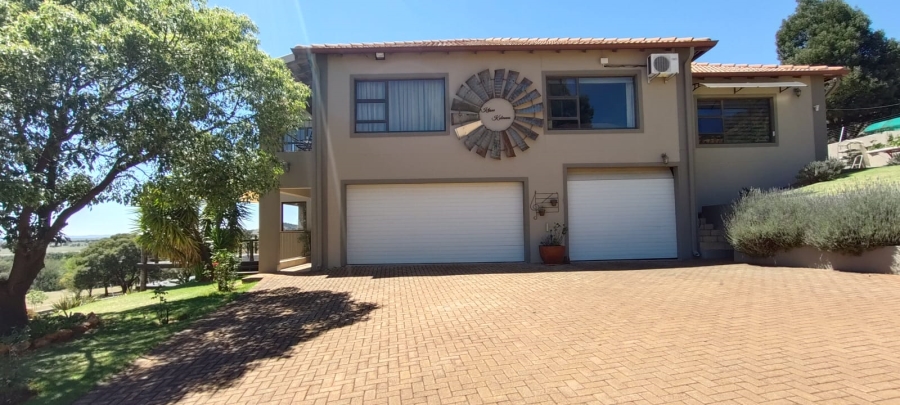 5 Bedroom Property for Sale in Elandsfontein Gauteng