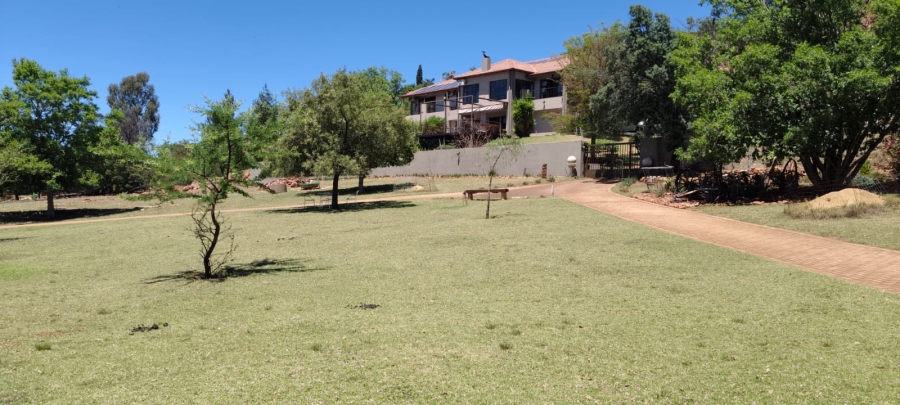 5 Bedroom Property for Sale in Elandsfontein Gauteng