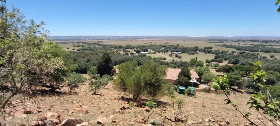 5 Bedroom Property for Sale in Elandsfontein Gauteng