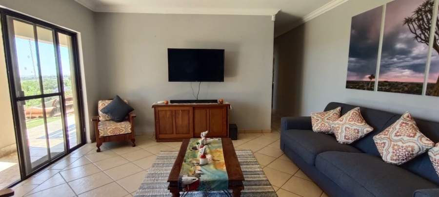 5 Bedroom Property for Sale in Elandsfontein Gauteng