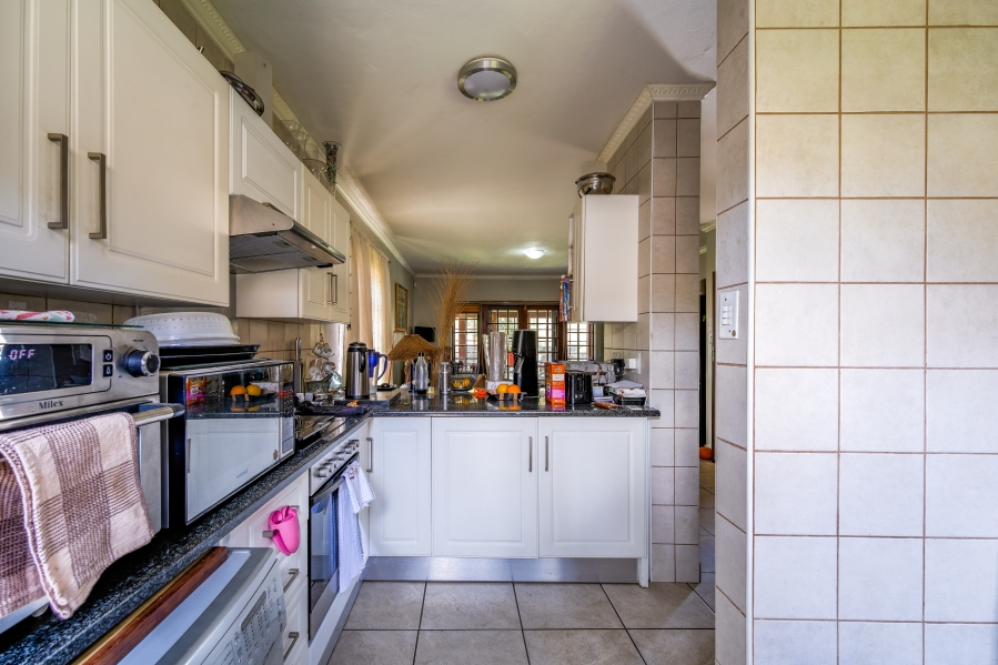 3 Bedroom Property for Sale in Equestria Gauteng