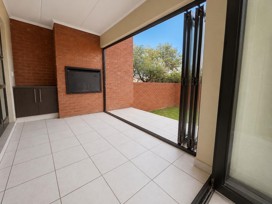 2 Bedroom Property for Sale in Douglasdale Gauteng