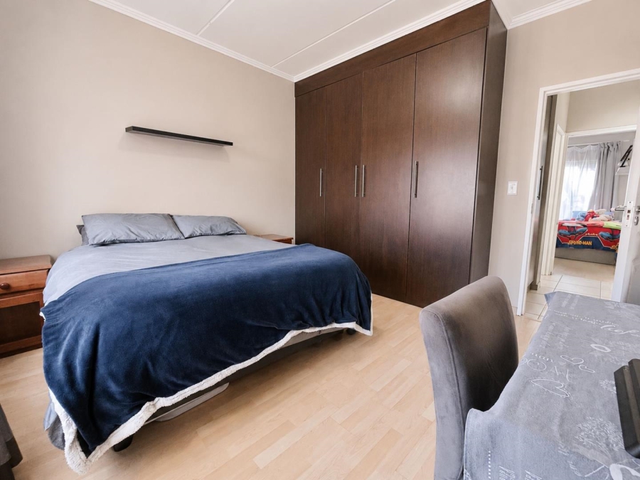 2 Bedroom Property for Sale in Douglasdale Gauteng