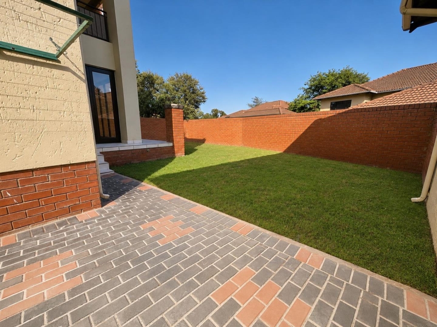2 Bedroom Property for Sale in Douglasdale Gauteng