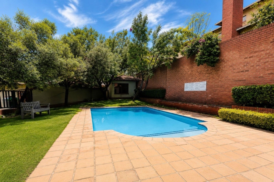 2 Bedroom Property for Sale in Douglasdale Gauteng