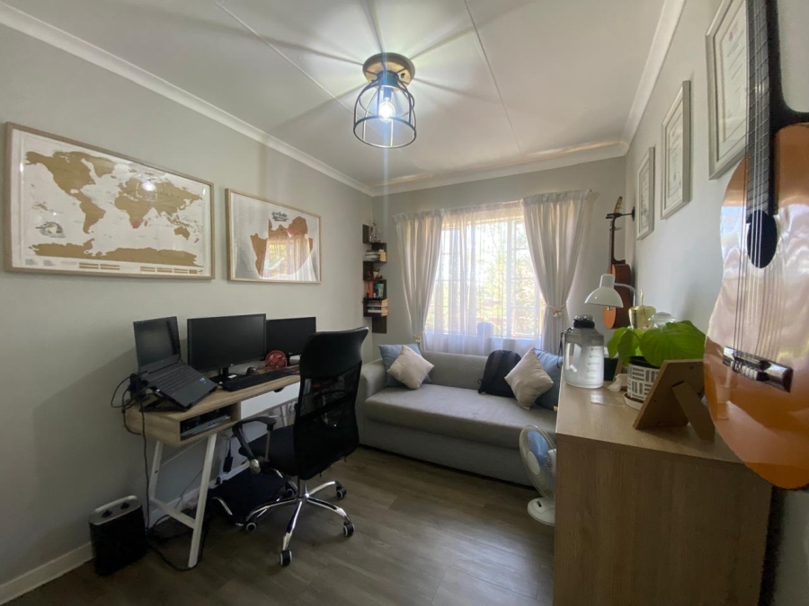 To Let 2 Bedroom Property for Rent in Rietvalleirand Gauteng