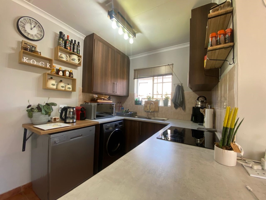 To Let 2 Bedroom Property for Rent in Rietvalleirand Gauteng