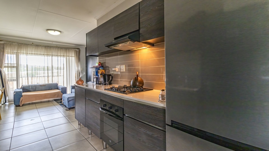 1 Bedroom Property for Sale in Olivedale Gauteng