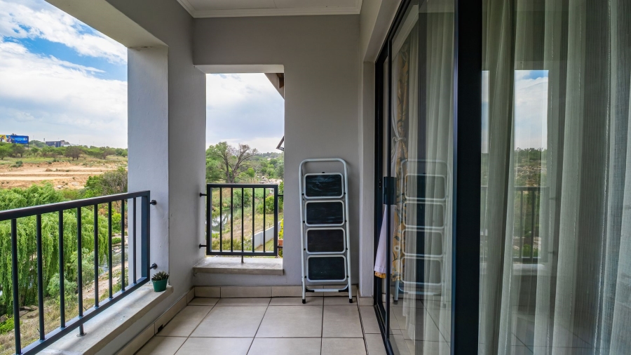 1 Bedroom Property for Sale in Olivedale Gauteng