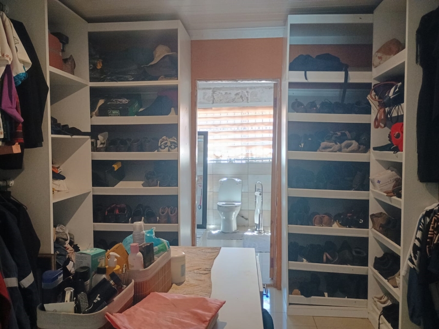 4 Bedroom Property for Sale in Vanderbijlpark CW 3 Gauteng