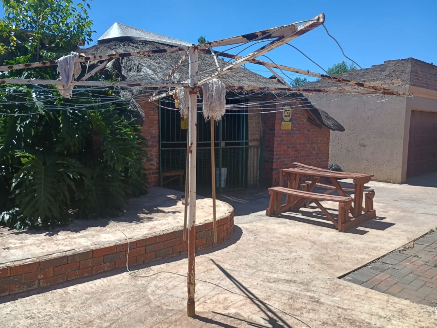 4 Bedroom Property for Sale in Vanderbijlpark CW 3 Gauteng