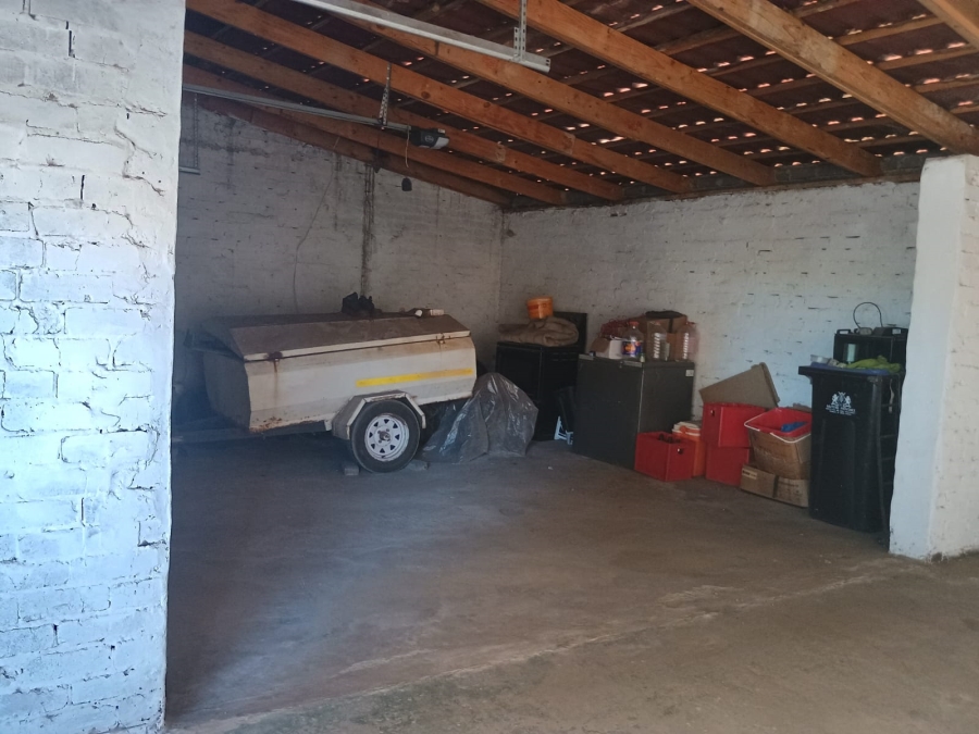4 Bedroom Property for Sale in Vanderbijlpark CW 3 Gauteng
