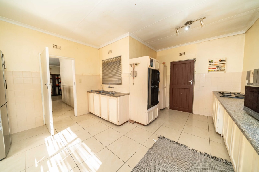 3 Bedroom Property for Sale in Roodekrans Gauteng
