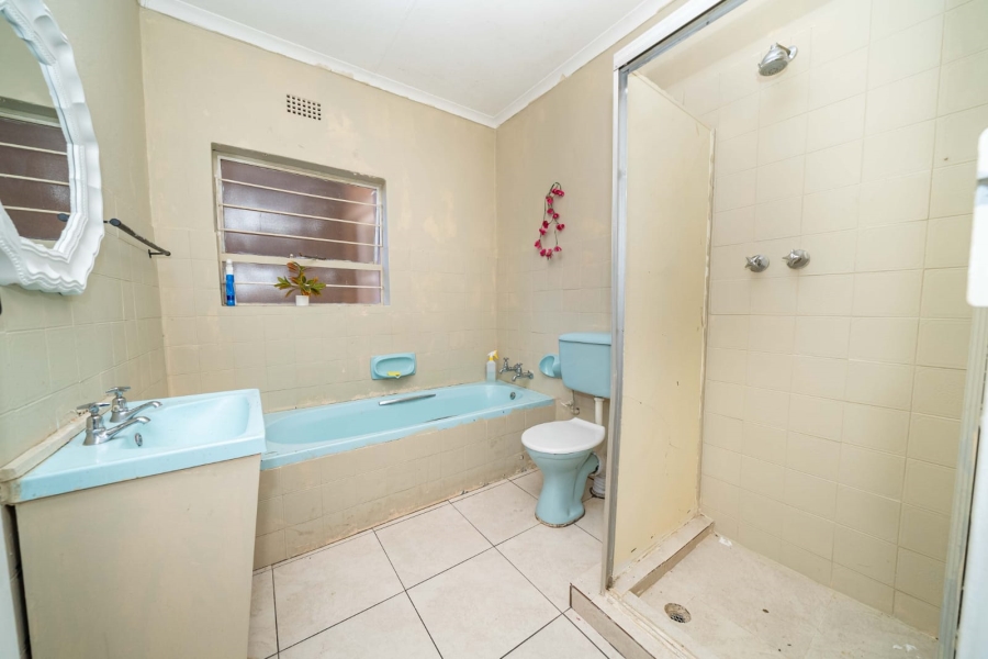 3 Bedroom Property for Sale in Roodekrans Gauteng