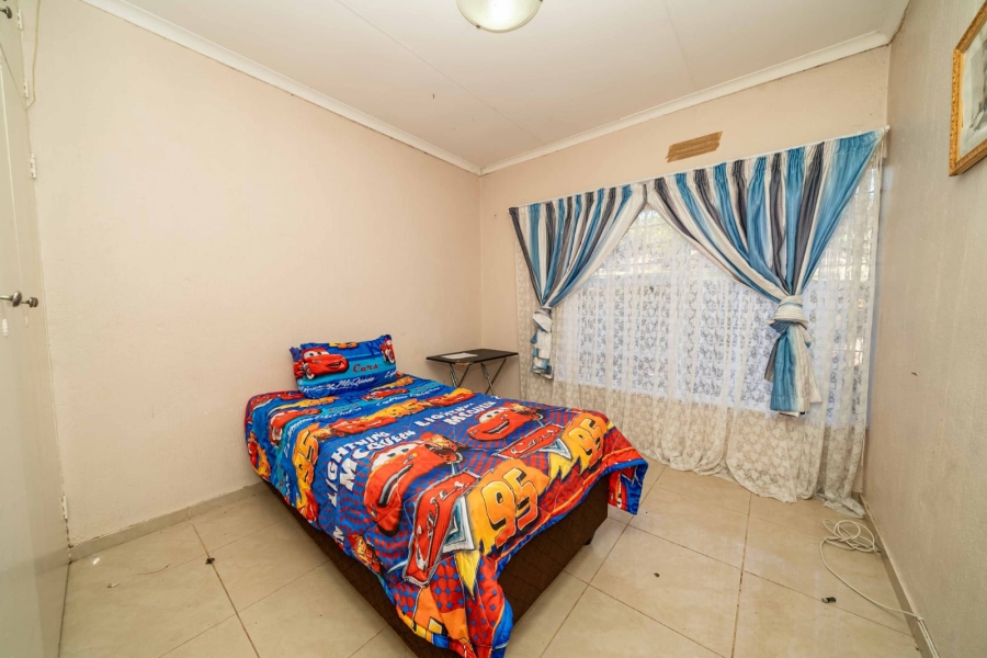 3 Bedroom Property for Sale in Roodekrans Gauteng