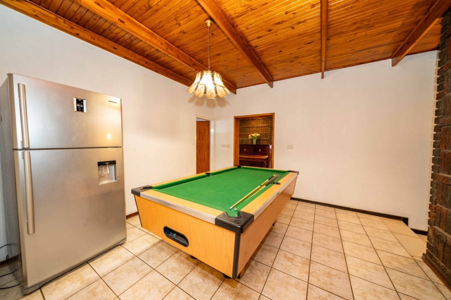 5 Bedroom Property for Sale in Parkrand Gauteng
