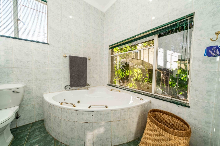 5 Bedroom Property for Sale in Parkrand Gauteng