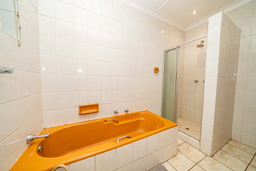 5 Bedroom Property for Sale in Parkrand Gauteng