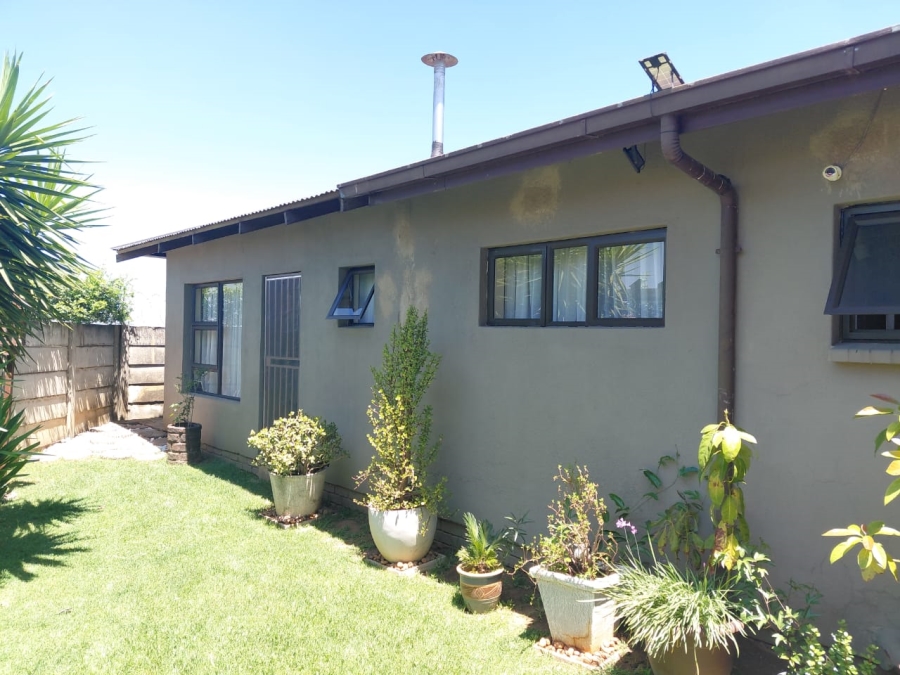 3 Bedroom Property for Sale in Minnebron Gauteng