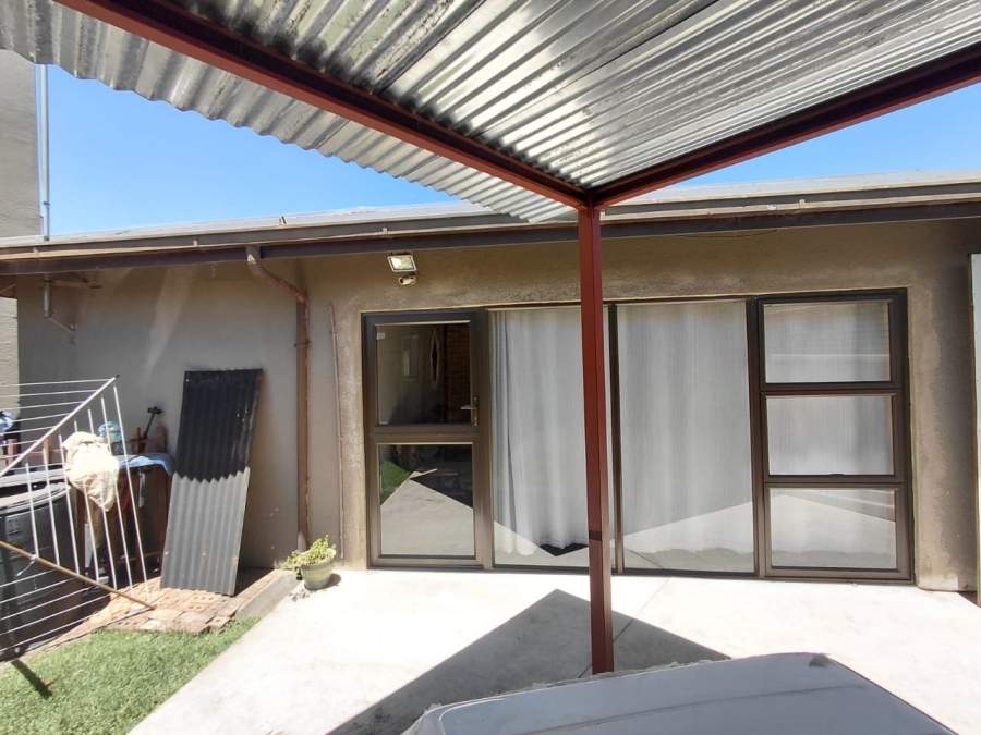 3 Bedroom Property for Sale in Minnebron Gauteng