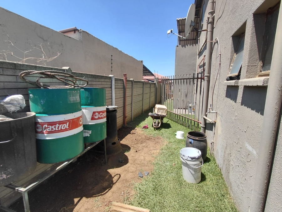 3 Bedroom Property for Sale in Minnebron Gauteng