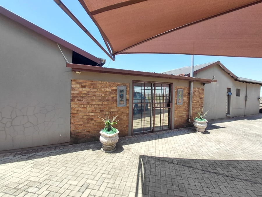 3 Bedroom Property for Sale in Minnebron Gauteng