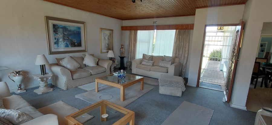 3 Bedroom Property for Sale in Ravenswood Gauteng