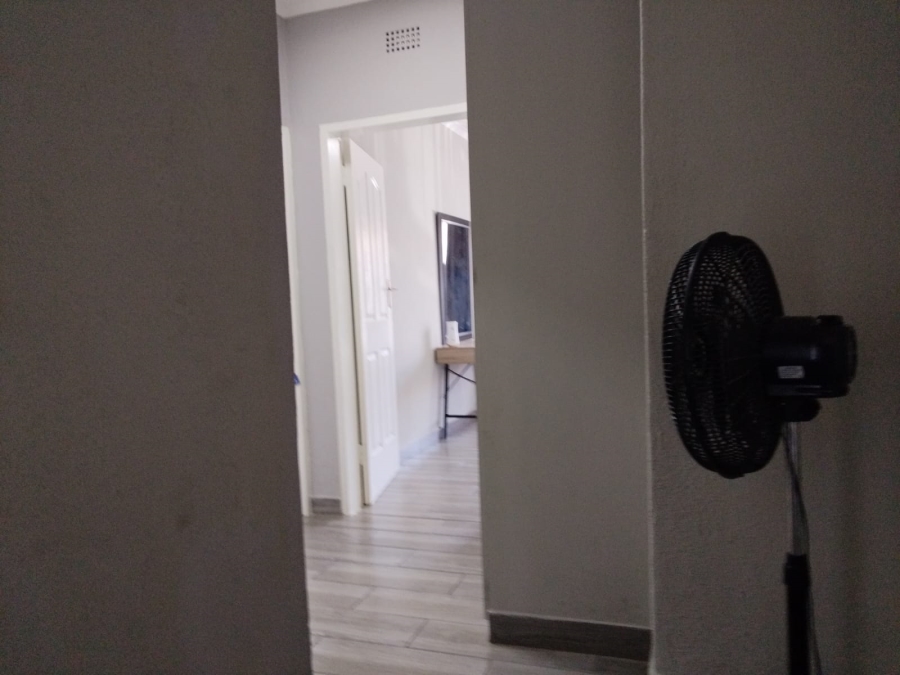 2 Bedroom Property for Sale in Birchleigh Gauteng