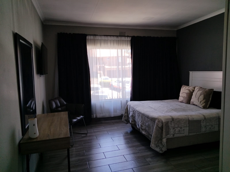2 Bedroom Property for Sale in Birchleigh Gauteng