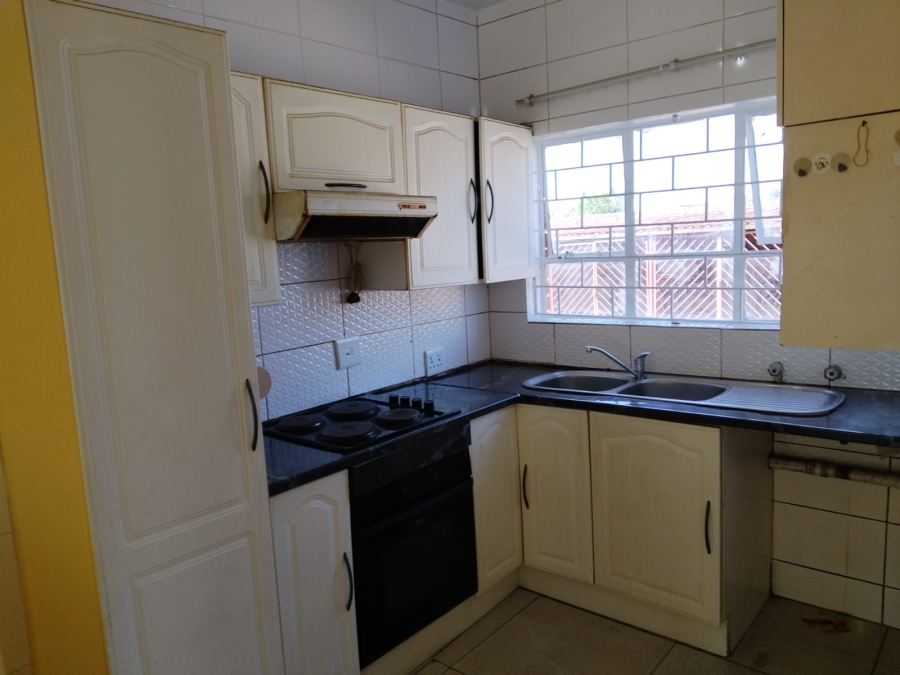 2 Bedroom Property for Sale in Kempton Park Ext 5 Gauteng