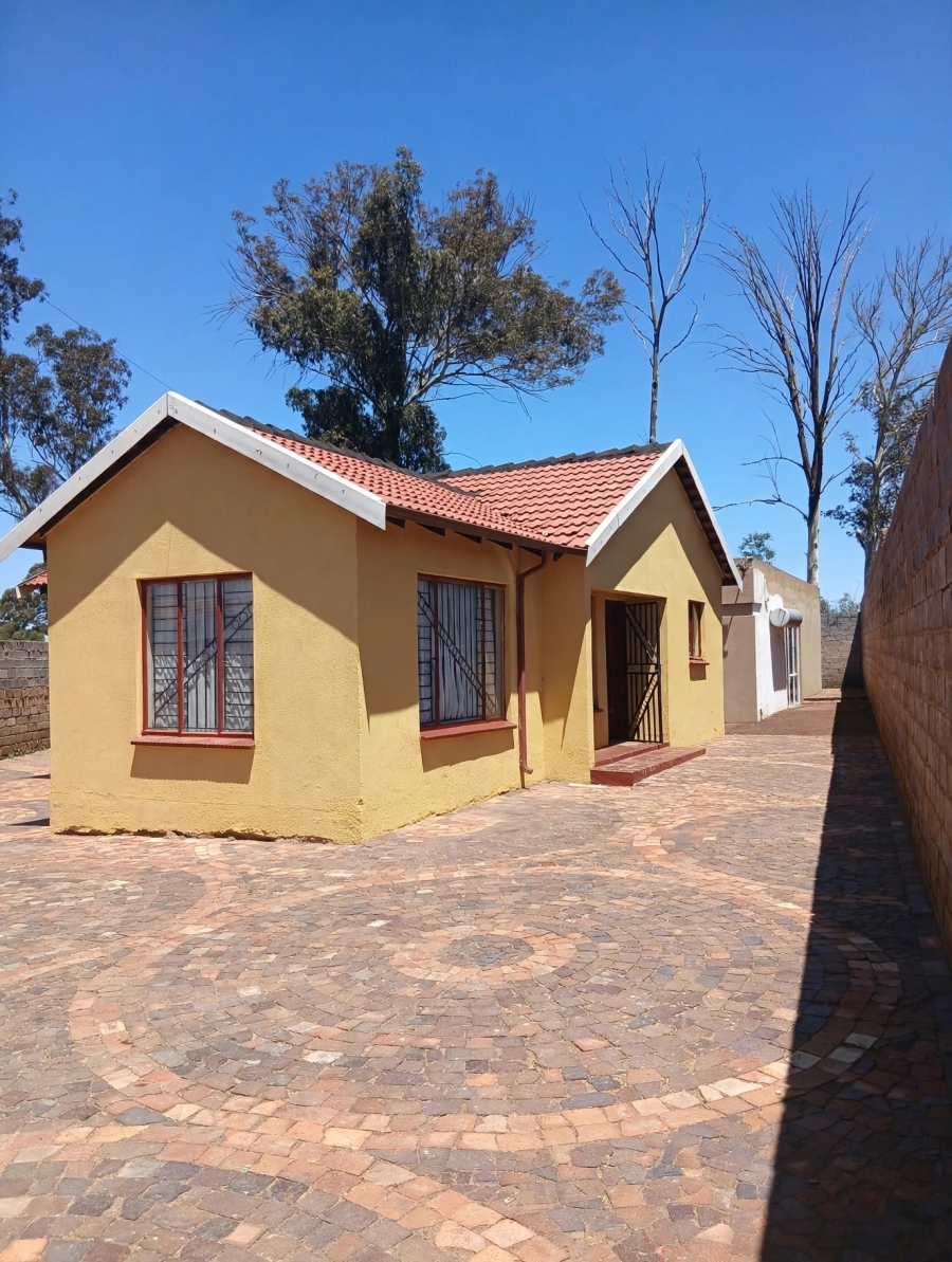 3 Bedroom Property for Sale in Protea Glen Gauteng