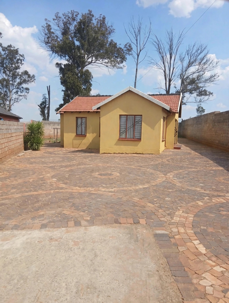 3 Bedroom Property for Sale in Protea Glen Gauteng